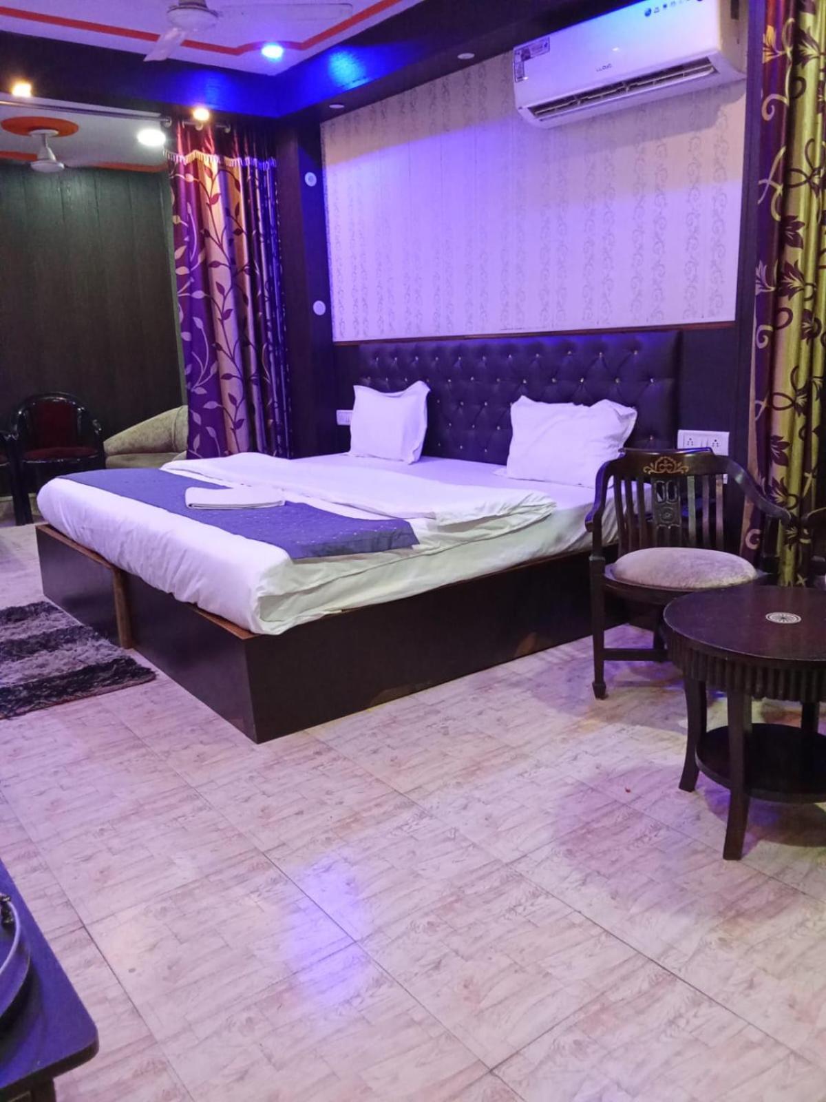 Hotel Regard Varanasi